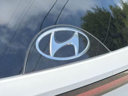 Used 2024 Hyundai Tucson Limited AWD/4WD image 28