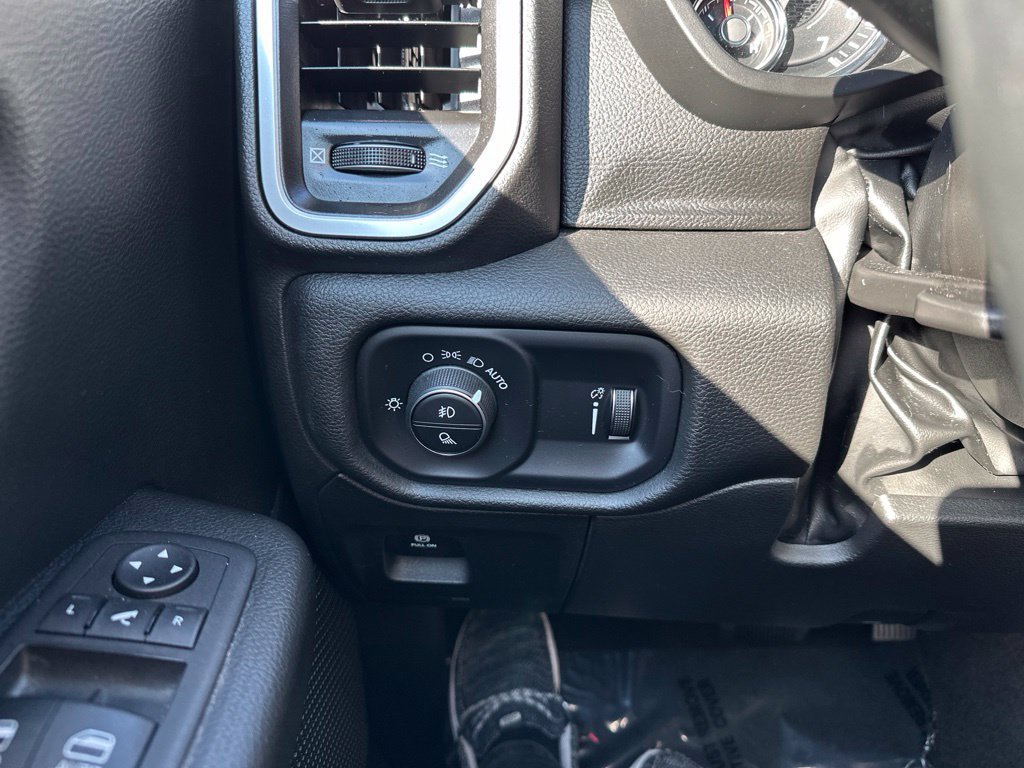 Used 2023 RAM 1500 Big Horn AWD/4WD image 26