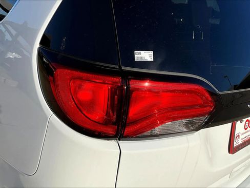 New 2026 Chrysler Voyager LX image 15