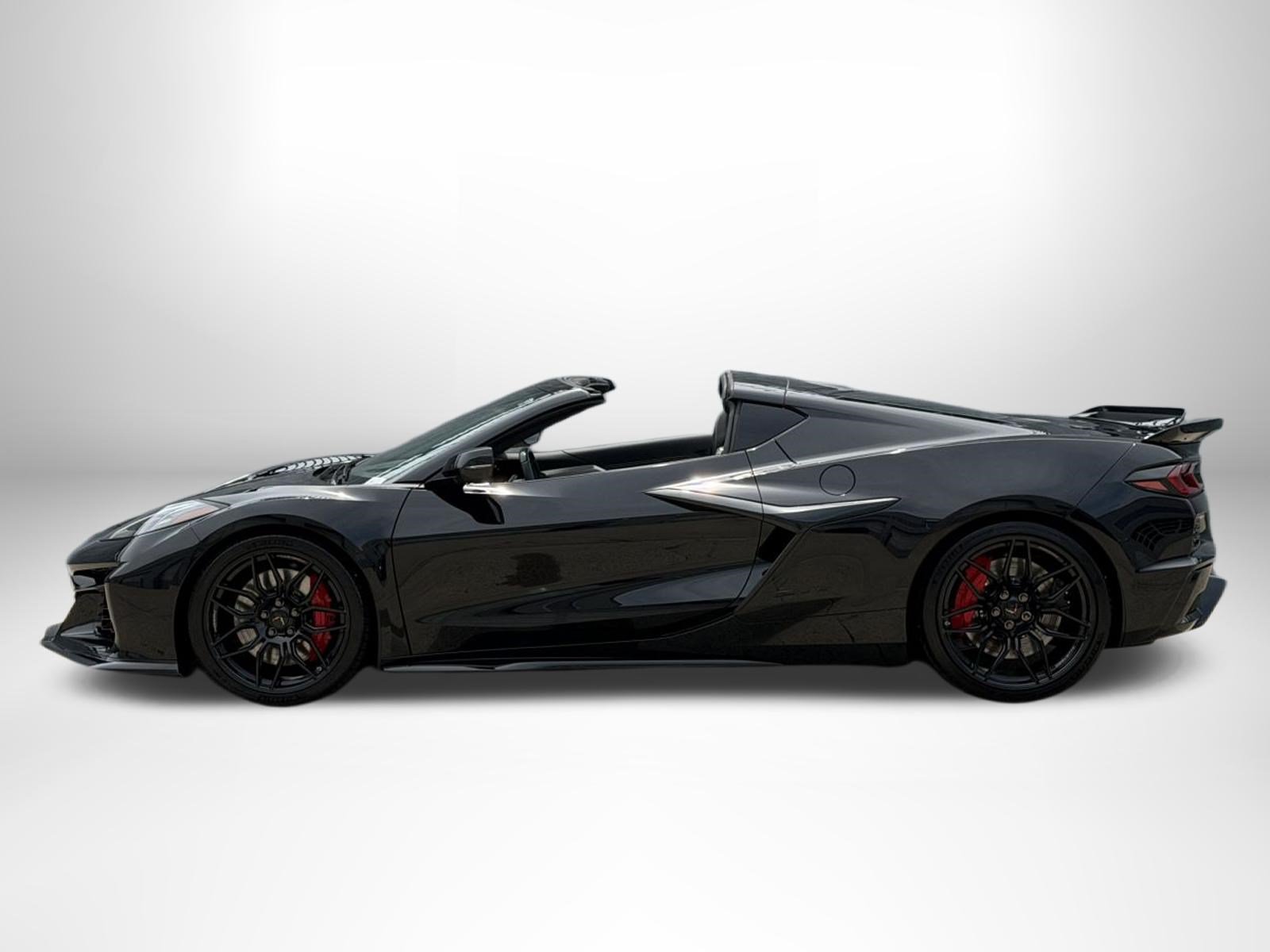 Used 2026 Chevrolet Corvette Z06 RWD image 6