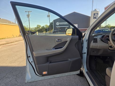 Used 2006 Nissan Murano SL w/ (J01) Sunroof Pkg image 4