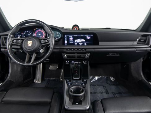 Certified 2021 Porsche 911 Carrera 4S image 32
