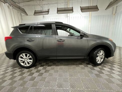 Used 2014 Toyota RAV4 Limited image 18
