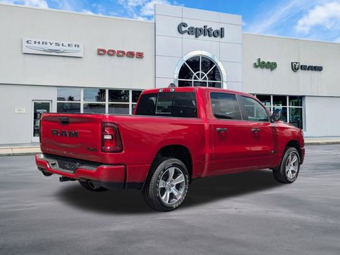 New 2026 RAM 1500 Express AWD/4WD image 3