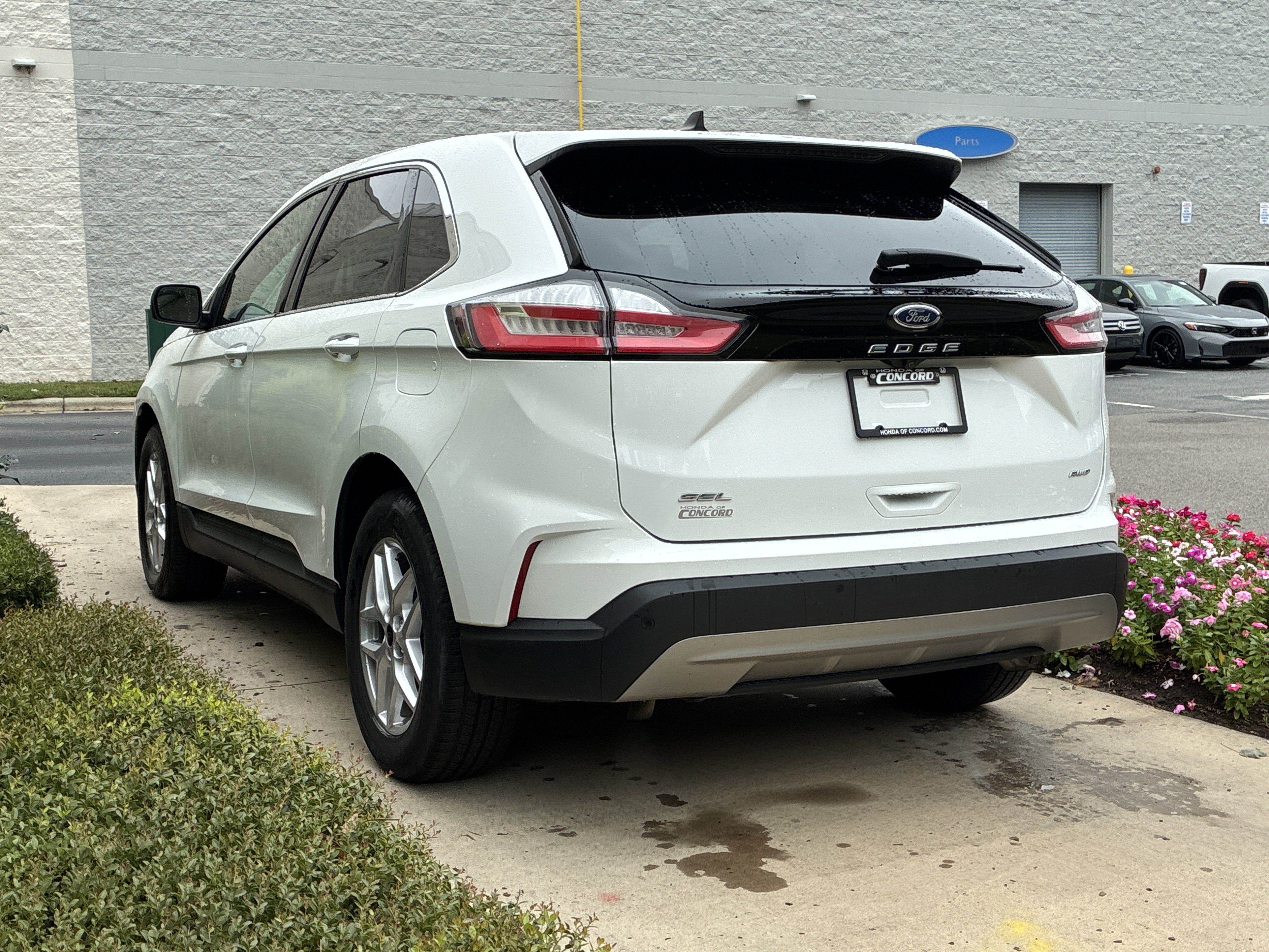 Used 2024 Ford Edge SEL AWD/4WD image 6