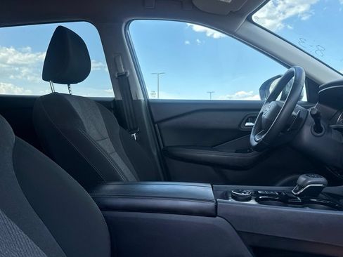 Certified 2025 Nissan Rogue SV AWD/4WD image 25