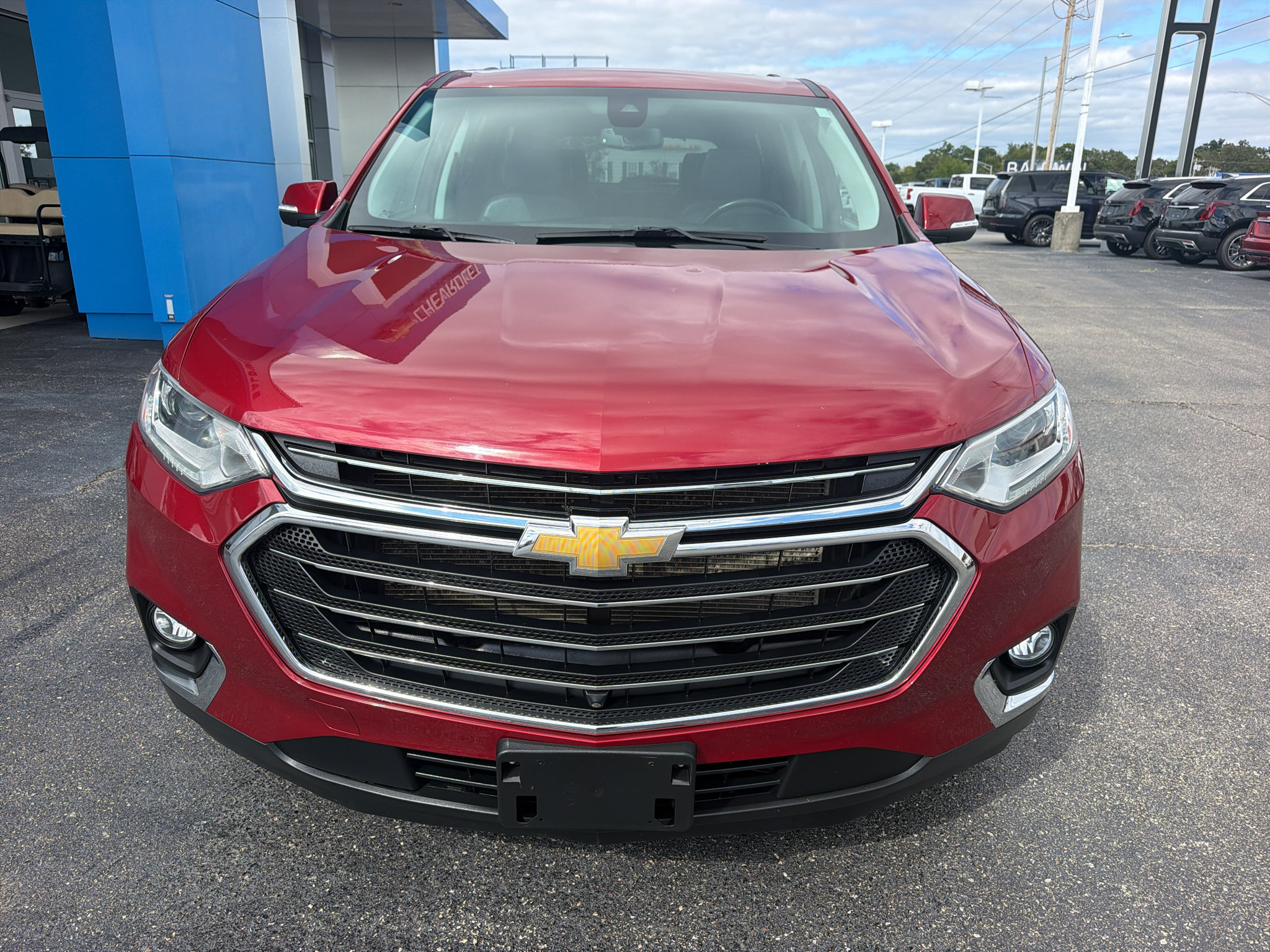 Used 2021 Chevrolet Traverse LT w/ LT Premium Package AWD/4WD image 3