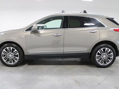 Used 2018 Cadillac XT5 Premium Luxury w/ Driver Assist Package image 6