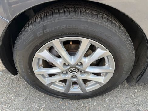 Used 2014 MAZDA MAZDA3 i Touring w/ Moonroof Package 1 FWD image 15