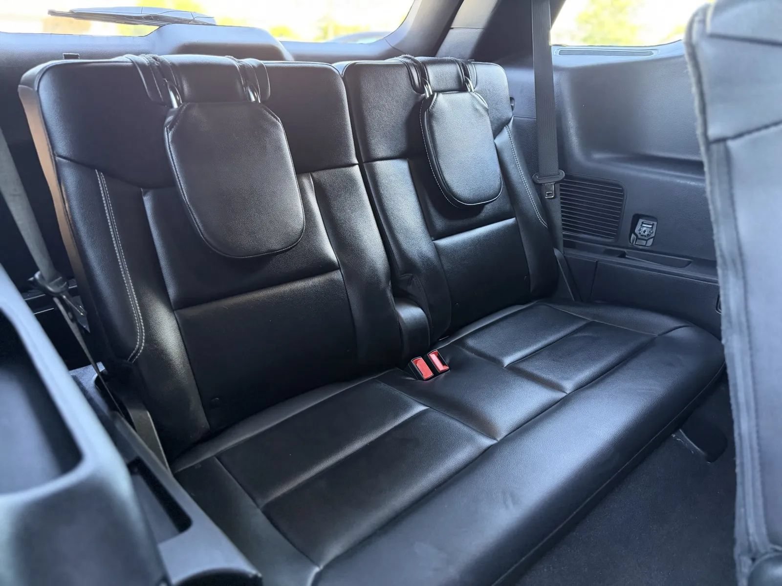 Used 2022 Ford Explorer ST w/ Equipment Group 401A AWD/4WD image 19