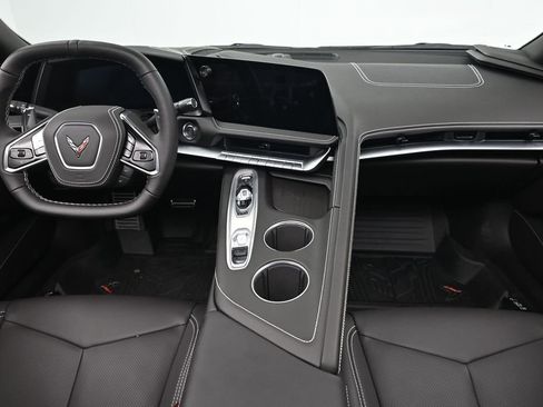 Used 2026 Chevrolet Corvette Stingray Preferred Conv w/ Z51 Performance Package RWD image 6