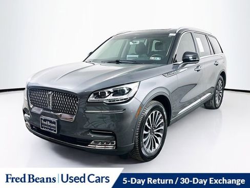 Certified 2023 Lincoln Aviator Reserve w/ Equipment Group 201A image 3