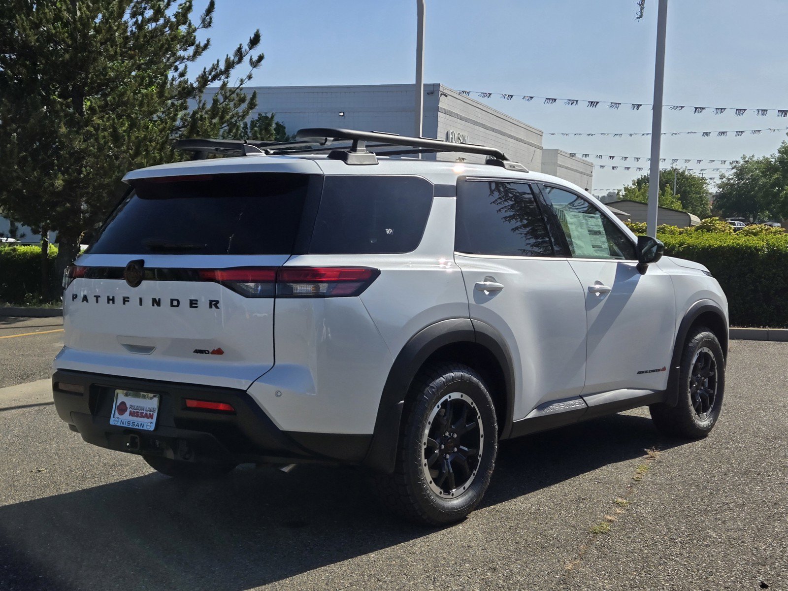 New 2026 Nissan Pathfinder Rock Creek w/ Rock Creek Premium Package AWD/4WD image 4