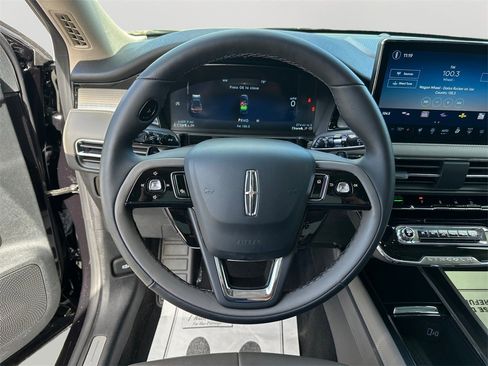 Used 2025 Lincoln Corsair FWD w/ Equipment Group 101A image 19