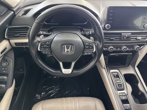 Used 2018 Honda Accord Touring image 26