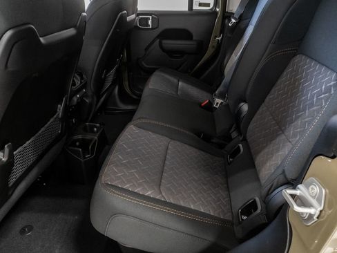 New 2026 Jeep Gladiator Mojave image 22