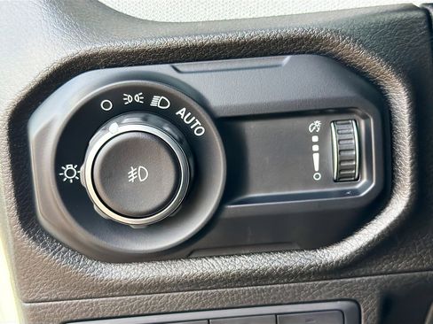 Used 2024 Jeep Wrangler Willys image 33