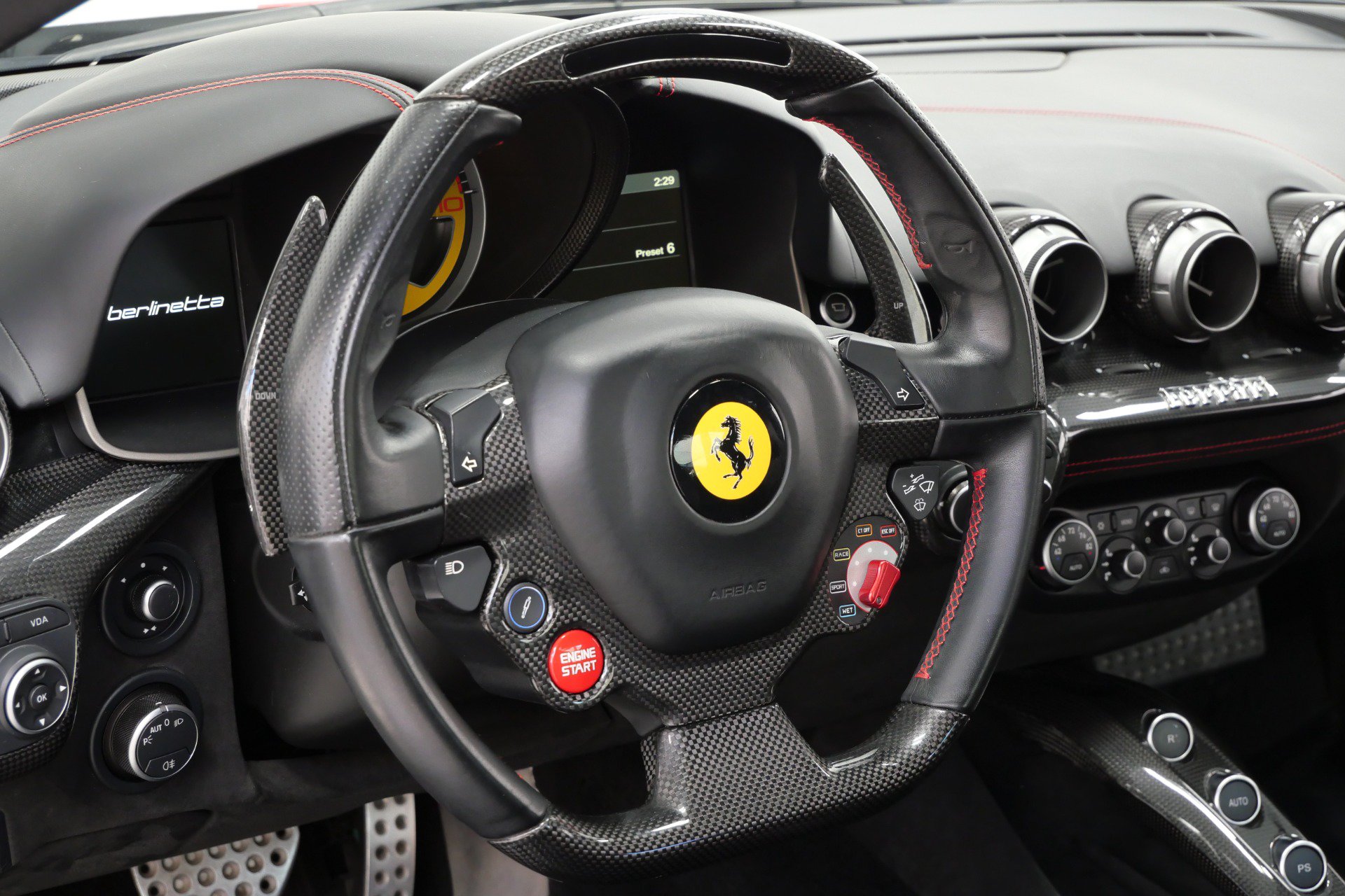 Used 2015 Ferrari F12 Berlinetta RWD image 15
