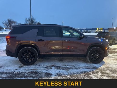 Certified 2025 Chevrolet Traverse RS w/ LPO, Floor Liner Package image 8