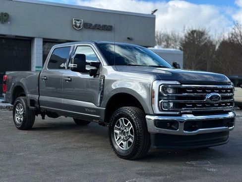 Used 2024 Ford F250 Lariat image 8