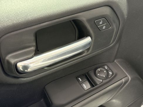 Used 2025 Chevrolet Silverado 1500 W/T RWD image 16