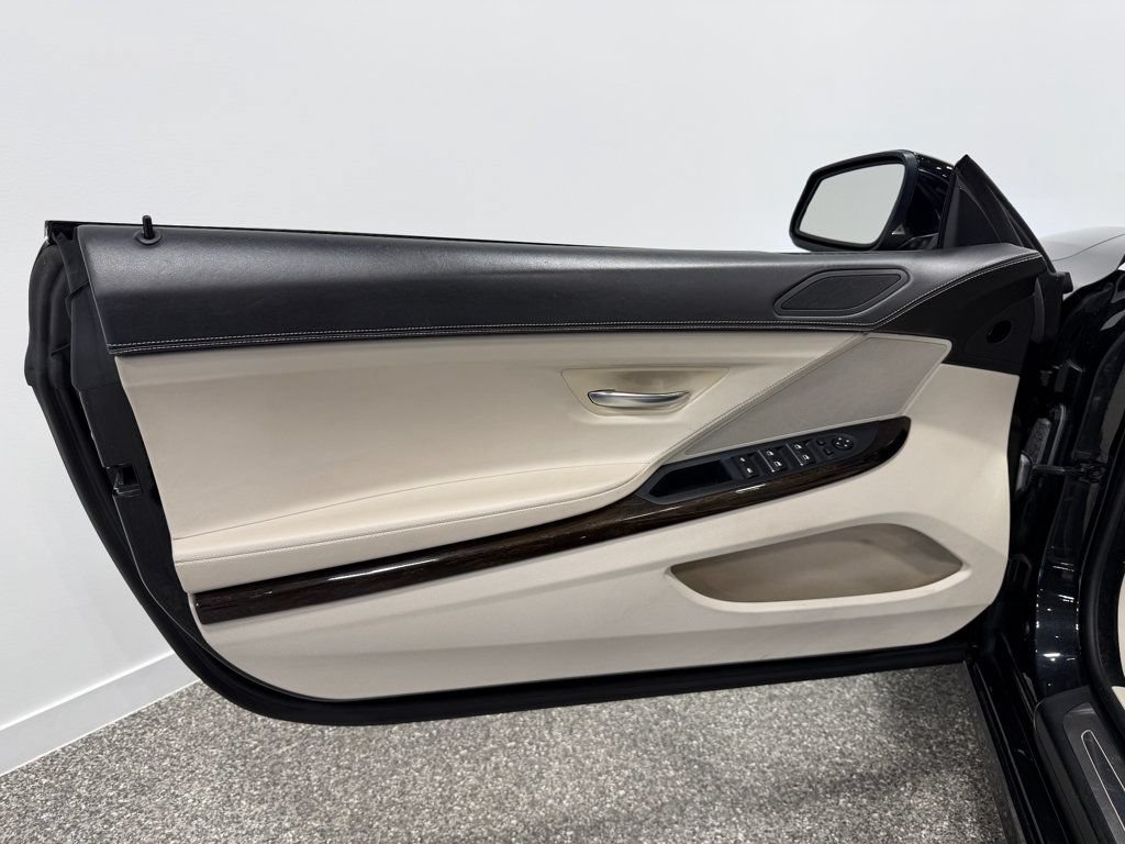 Used 2012 BMW 650i Convertible RWD image 40