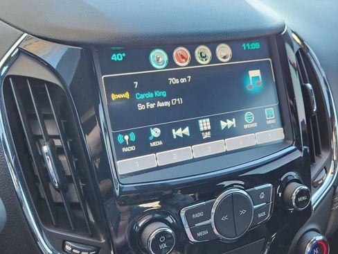 Used 2016 Chevrolet Cruze Premier image 7