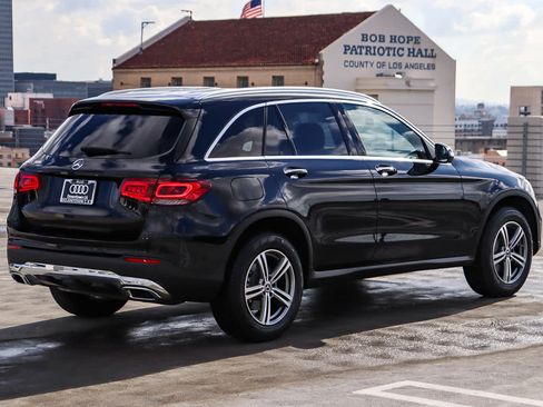 Used 2020 Mercedes-Benz GLC 300 image 4