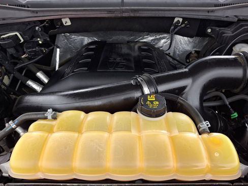 Used 2016 Ford F150 XLT w/ Equipment Group 302A Luxury image 35