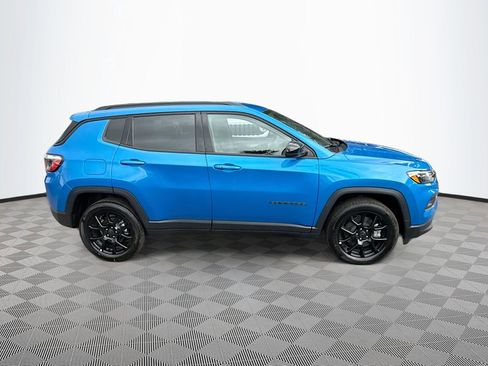 New 2026 Jeep Compass Latitude AWD/4WD image 4