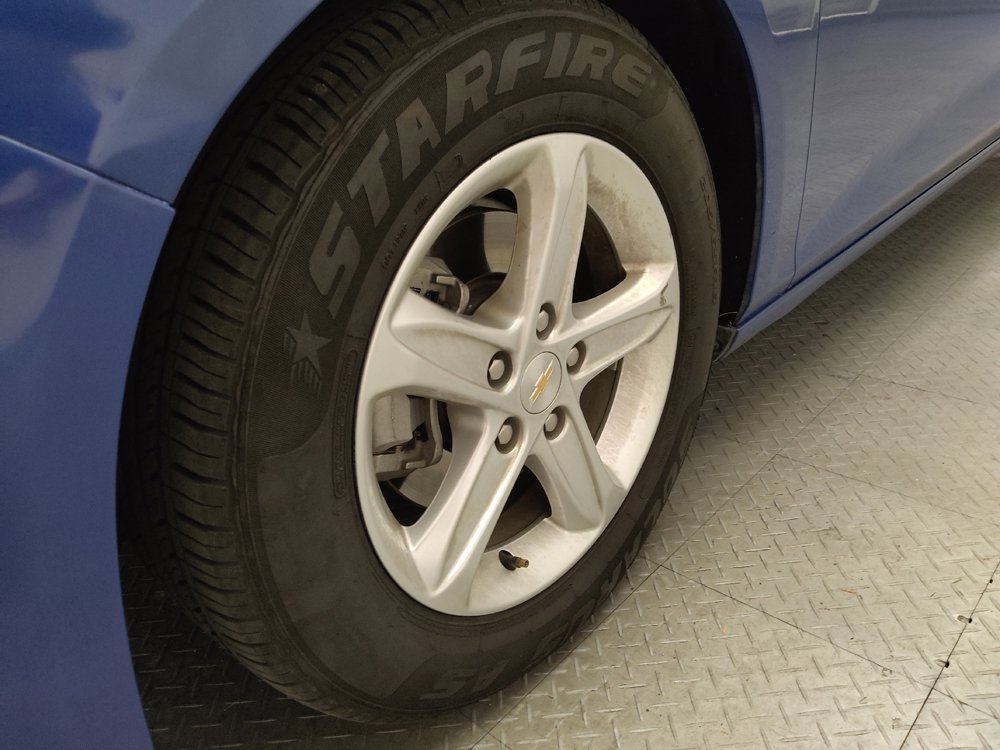 Used 2023 Chevrolet Malibu LS FWD image 31
