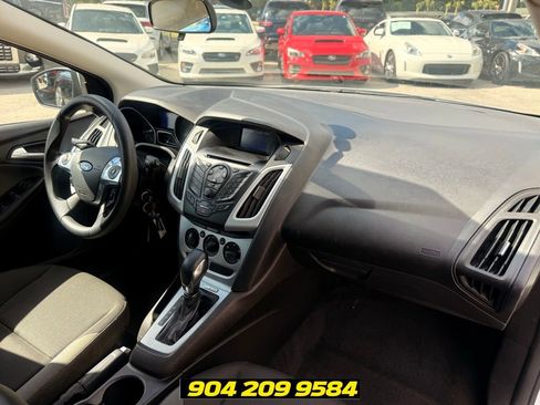 Used 2013 Ford Focus SE FWD image 35