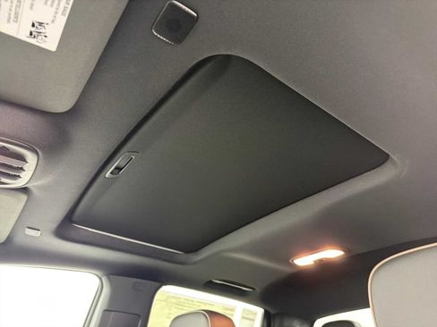 New 2026 GMC Canyon Denali AWD/4WD image 33