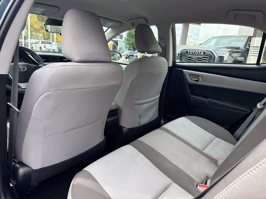 Used 2017 Toyota Corolla LE w/ LE Premium Package FWD image 16