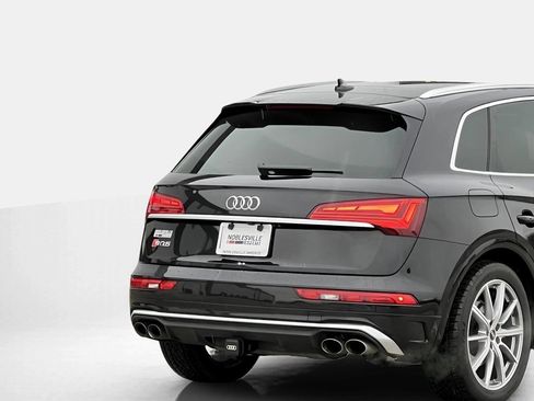 Used 2022 Audi SQ5 Premium Plus w/ Premium Plus Package image 9