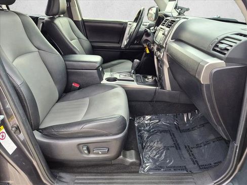 Used 2015 Toyota 4Runner SR5 Premium AWD/4WD image 22