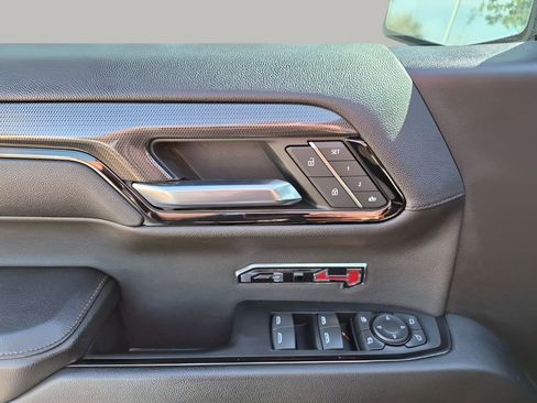 Used 2023 GMC Sierra 1500 AT4 w/ Technology Package image 27