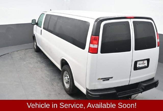 Used 2024 Chevrolet Express 3500 LS RWD image 24