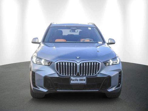 Used 2025 BMW X5 xDrive50e w/ Executive Package image 2