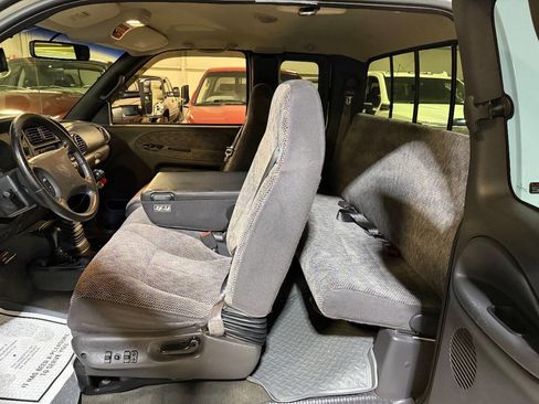 Used 1998 Dodge Ram 2500 Truck 4x4 Quad Cab image 8