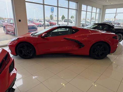 Certified 2026 Chevrolet Corvette Stingray Coupe RWD image 2