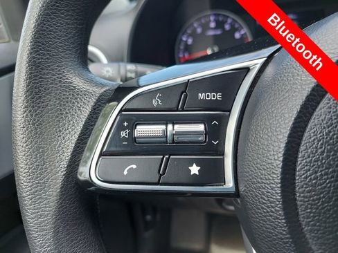 Used 2023 Kia Forte LXS image 17