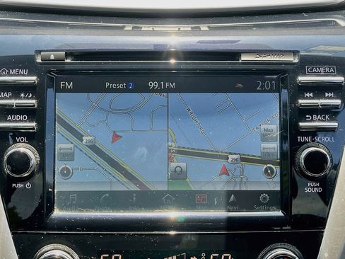 Used 2017 Nissan Murano Platinum w/ Platinum Technology Package FWD image 13