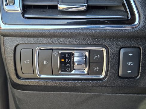 Used 2024 Lincoln Navigator Reserve image 27