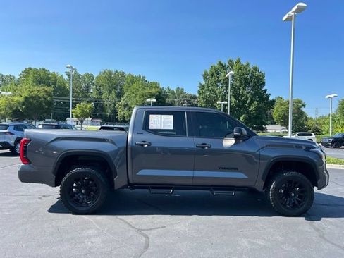 Used 2023 Toyota Tundra SR5 w/ SR5 Premium Package AWD/4WD image 5
