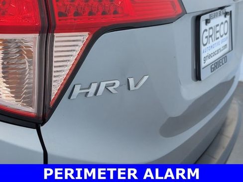 Used 2017 Honda HR-V LX image 9