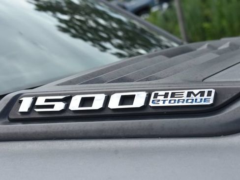 Used 2021 RAM 1500 Laramie w/ Sport Appearance Package AWD/4WD image 12