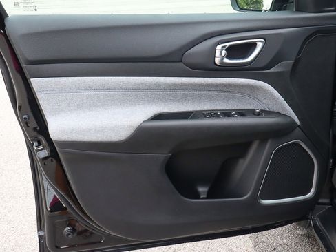 New 2025 Jeep Compass Latitude w/ Convenience Group image 9