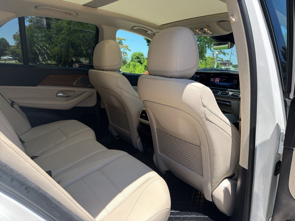 Used 2024 Mercedes-Benz GLE 450 4MATIC image 17