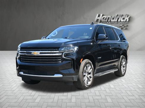 Used 2022 Chevrolet Tahoe LT w/ Luxury Package AWD/4WD image 5